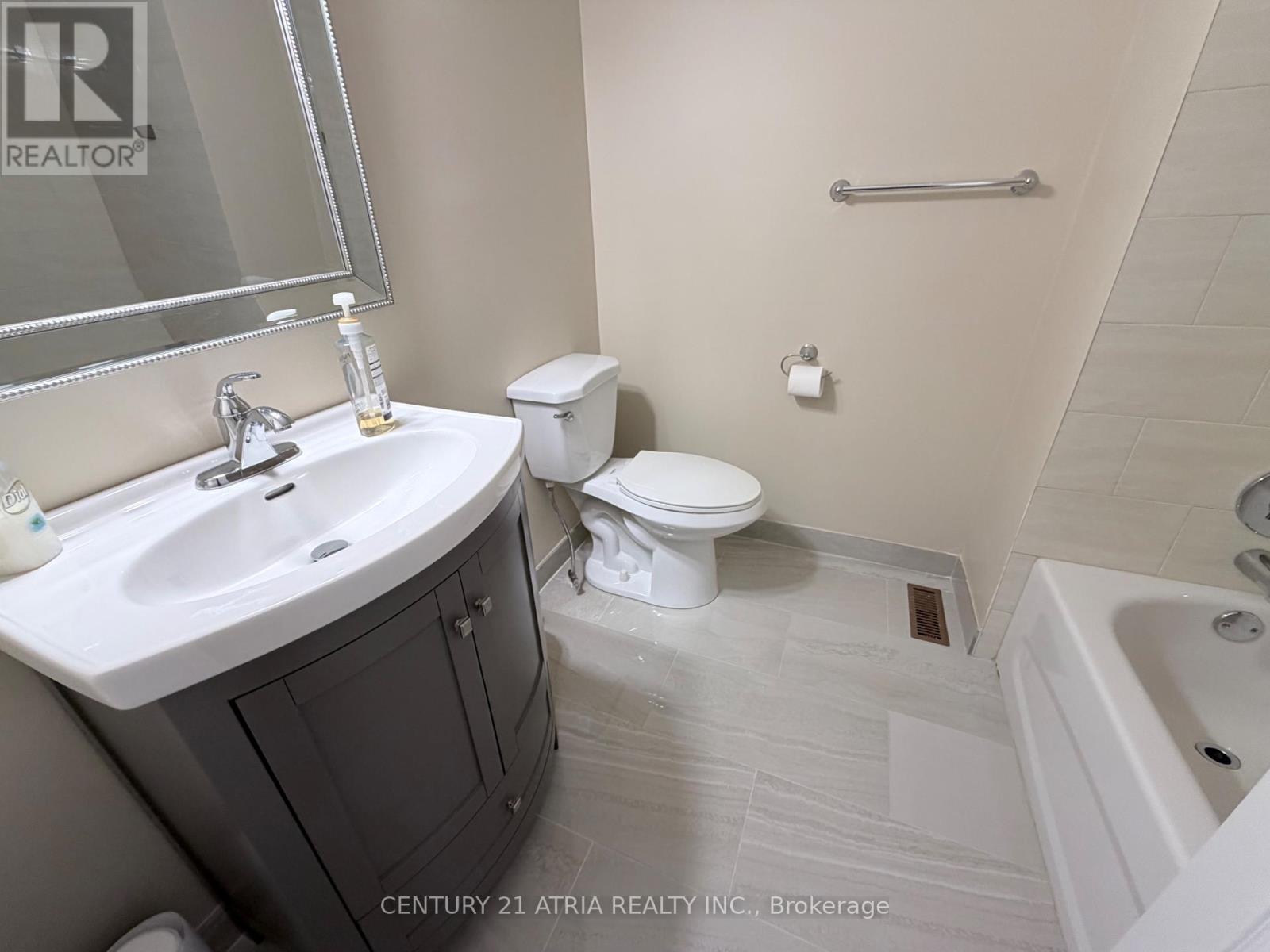 79 Maitland Drive, Markham, Ontario  L3R 4T6 - Photo 11 - N13012148