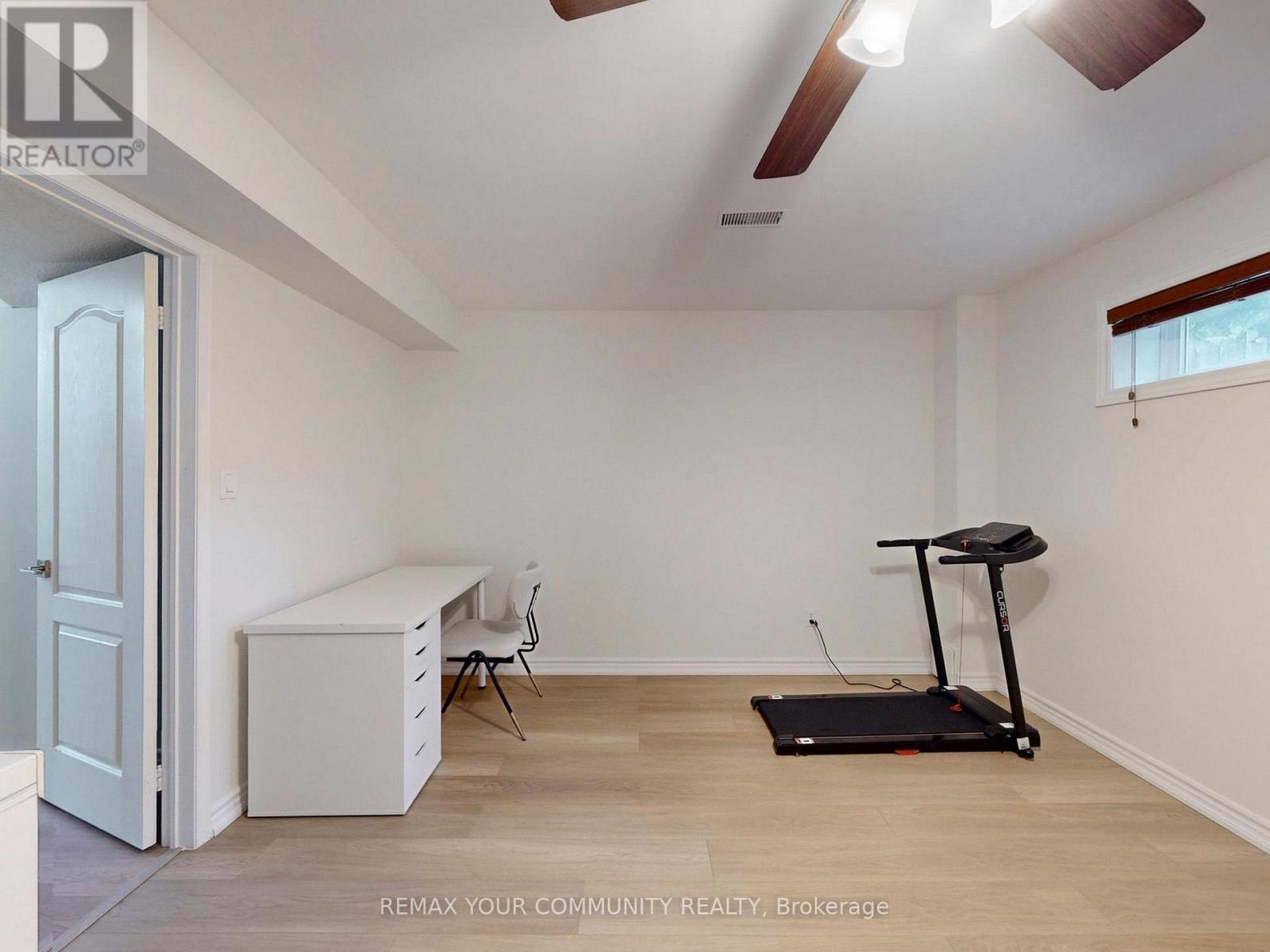 281 Ferndale Drive S, Barrie, Ontario  L4N 8K1 - Photo 27 - S13012082