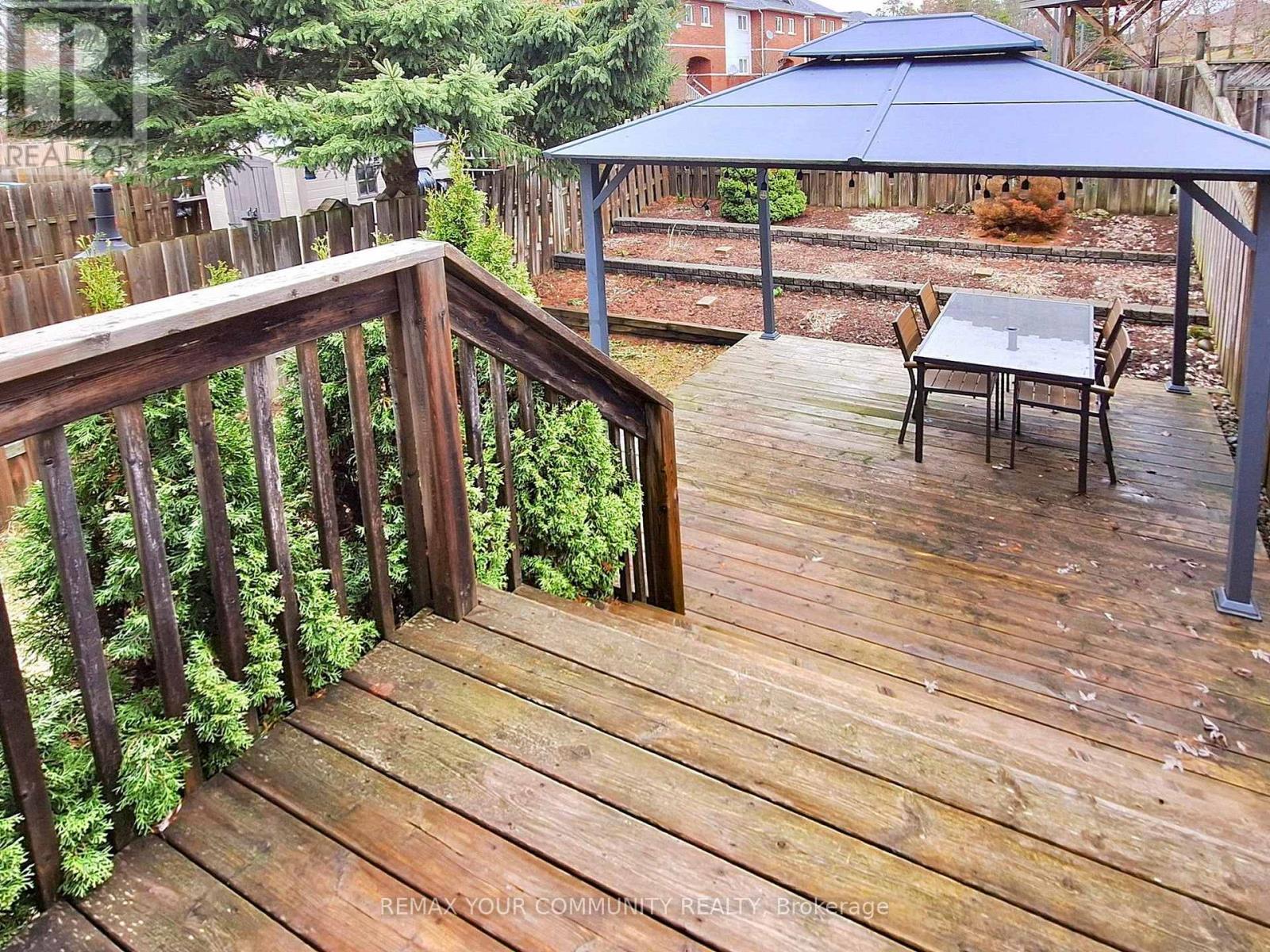 281 Ferndale Drive S, Barrie, Ontario  L4N 8K1 - Photo 32 - S13012082