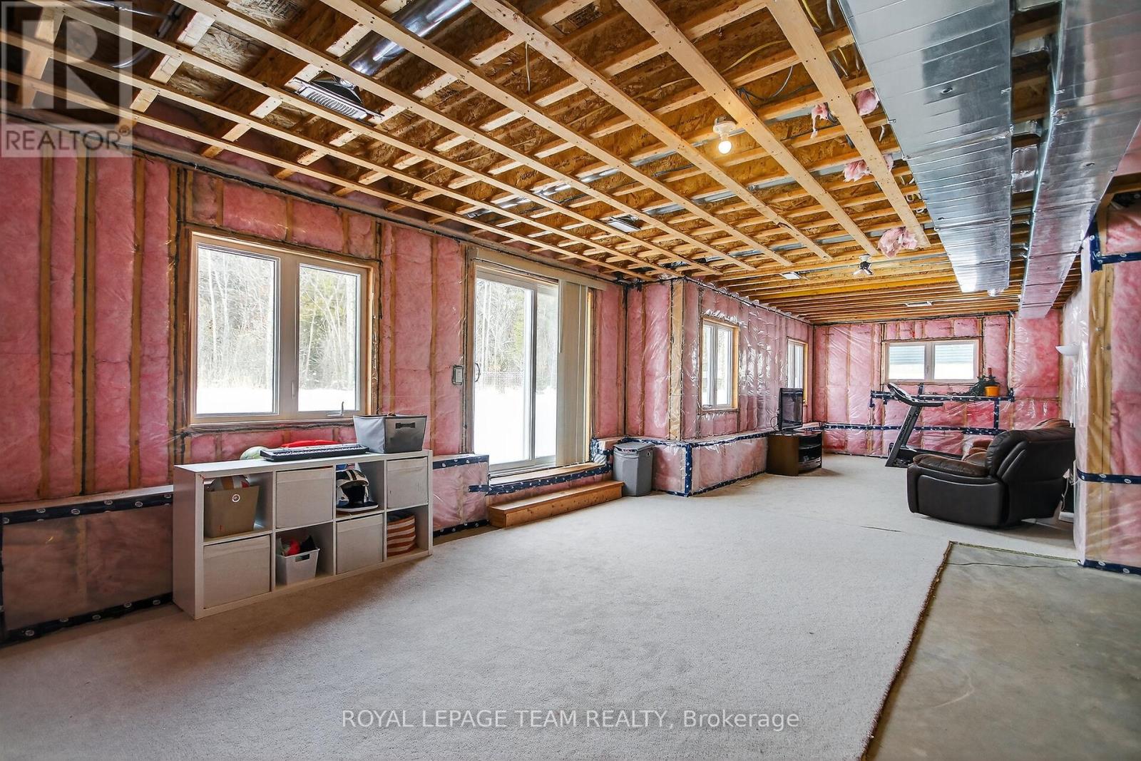 204 Antler Court, Mississippi Mills, Ontario  K0A 1A0 - Photo 32 - X12969568