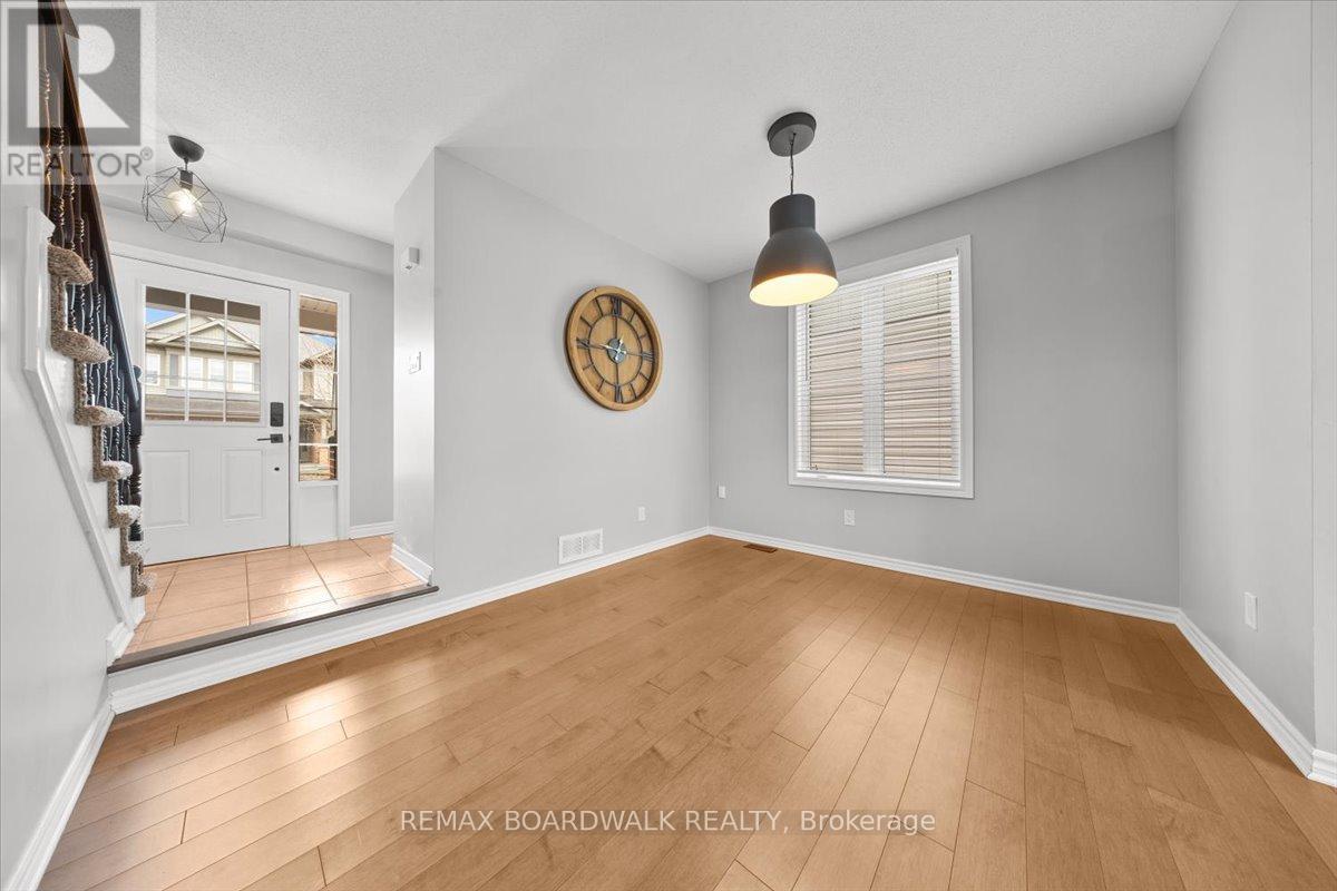 232 Burnaby Drive, Ottawa, Ontario  K2S 0J9 - Photo 4 - X13011768