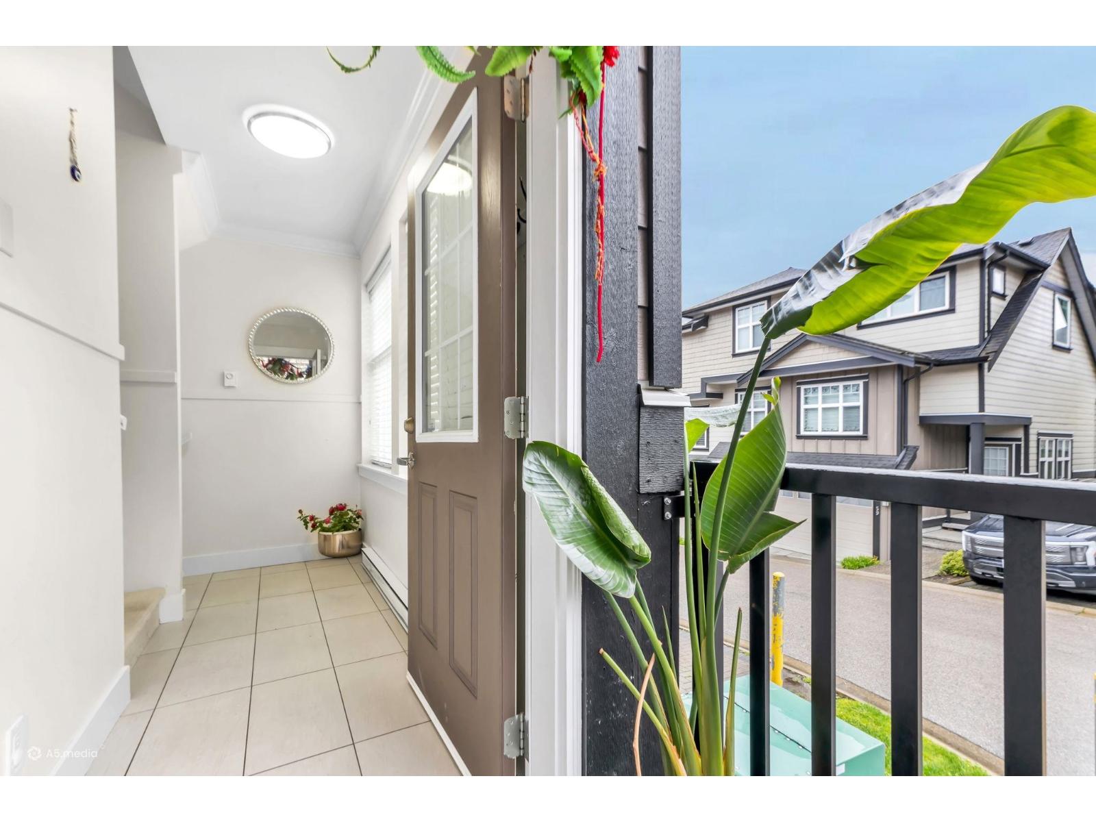 68 6350 142 Street, Surrey, British Columbia  V3X 1B8 - Photo 4 - R3112186