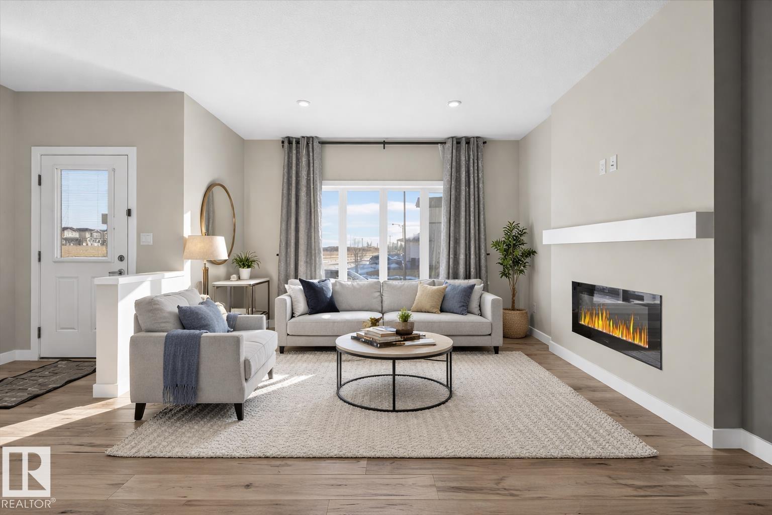 9876 206 St Nw Nw, Edmonton, Alberta  T5T 7L5 - Photo 1 - E4478521