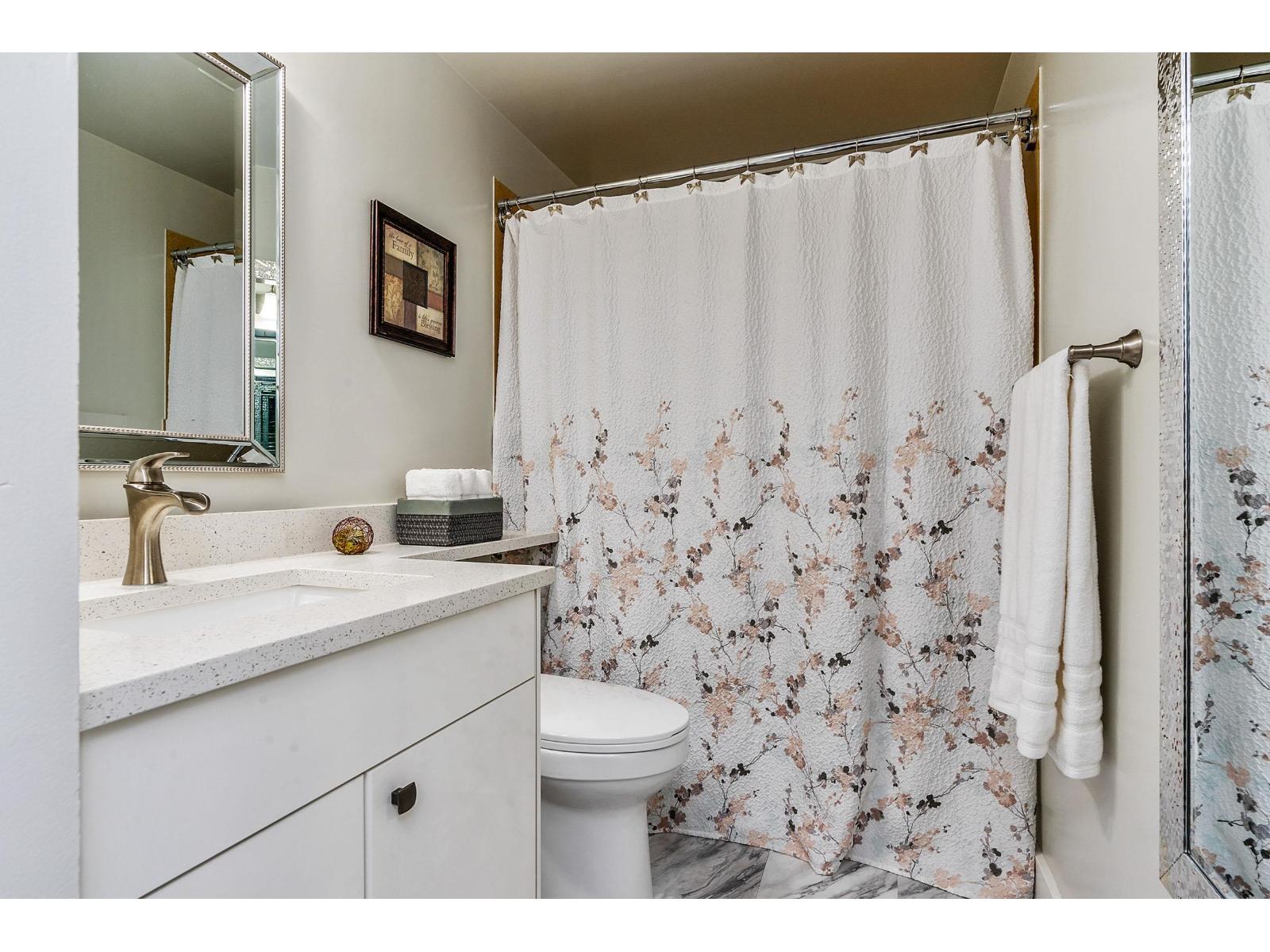 203 17661 58a Avenue, Surrey, British Columbia  V3S 1N4 - Photo 13 - R3107138