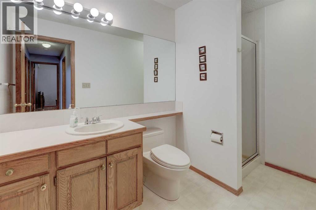 232 Hampshire Place Nw, Calgary, Alberta  T3A 4Y7 - Photo 36 - A2292276