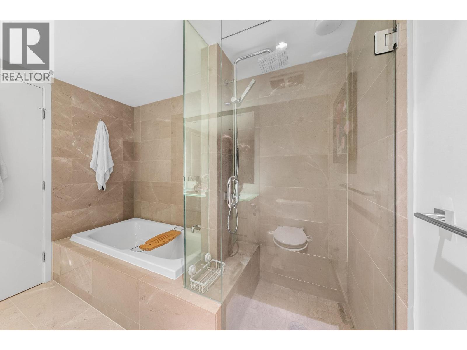 903 8 Smithe Mews, Vancouver, British Columbia  V6B 0A5 - Photo 29 - R3110799