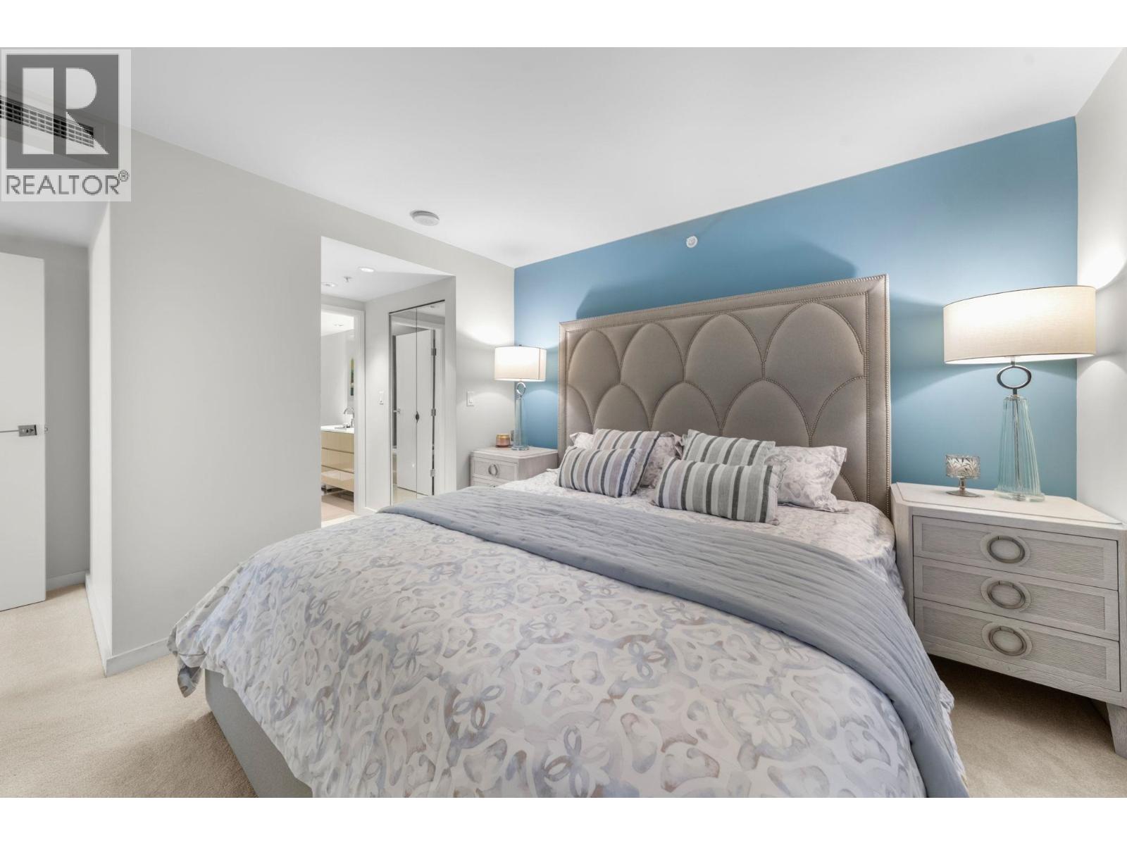 903 8 Smithe Mews, Vancouver, British Columbia  V6B 0A5 - Photo 25 - R3110799