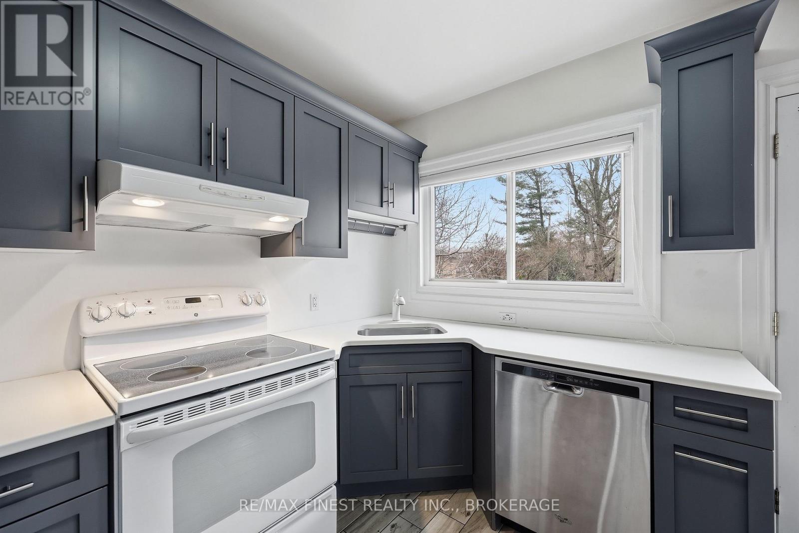 391 Mowat Avenue, Kingston, Ontario  K7M 1L2 - Photo 16 - X13012108