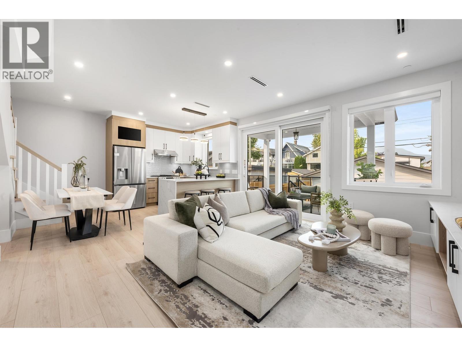 2743 MCGILL STREET, Vancouver, British Columbia