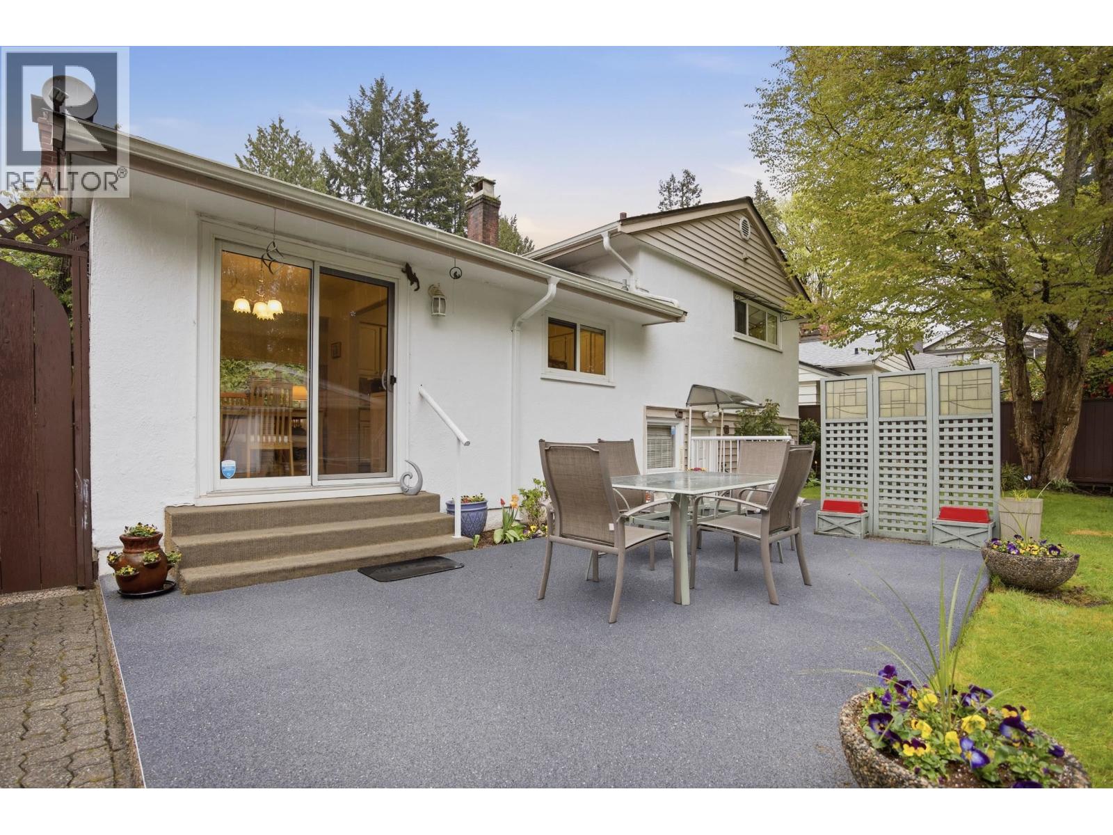 1852 Larson Road, North Vancouver, British Columbia  V7M 2Z6 - Photo 17 - R3112311