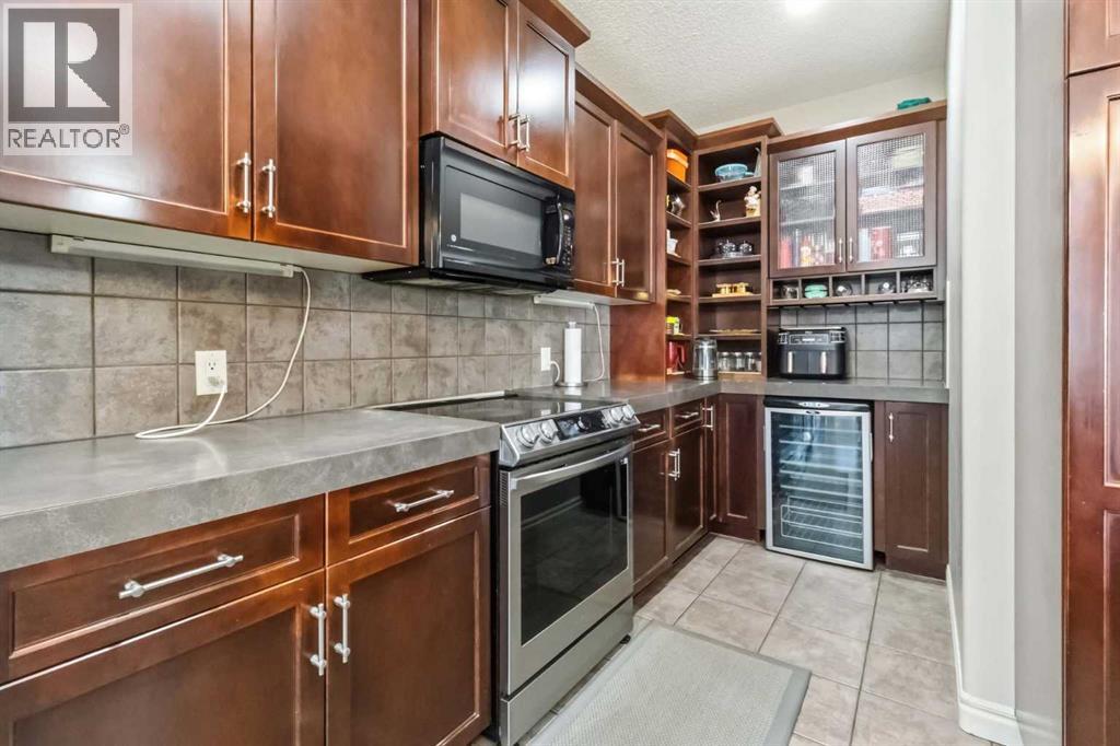 19 Saddleland Drive, Calgary, Alberta  T3J 5J3 - Photo 15 - A2301028