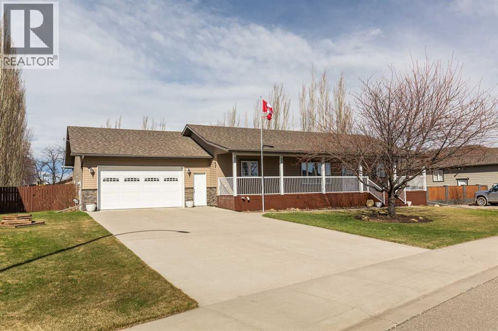 910 Centennial Avenue, Nobleford, Alberta  T0L 1S0 - Photo 1 - A2302180