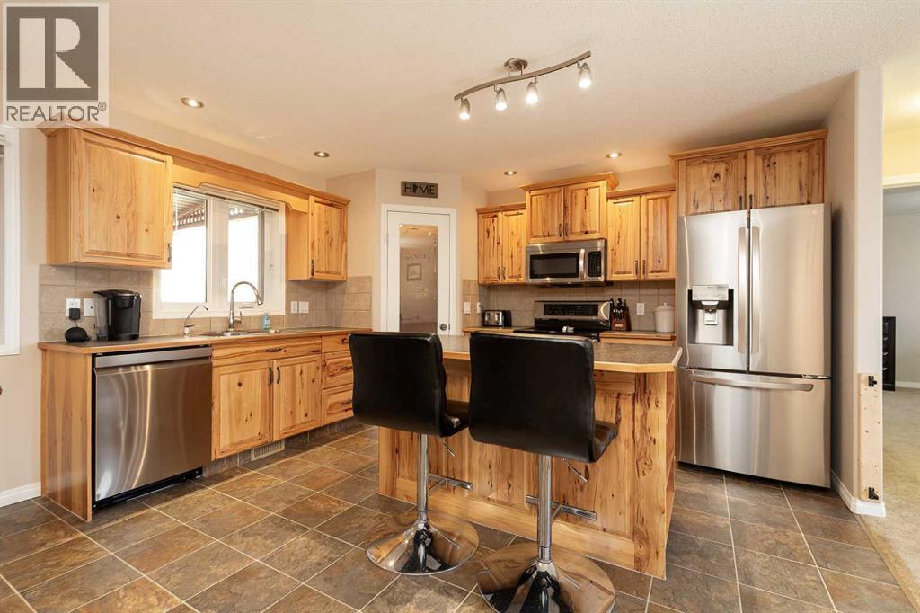 910 Centennial Avenue, Nobleford, Alberta  T0L 1S0 - Photo 10 - A2302180