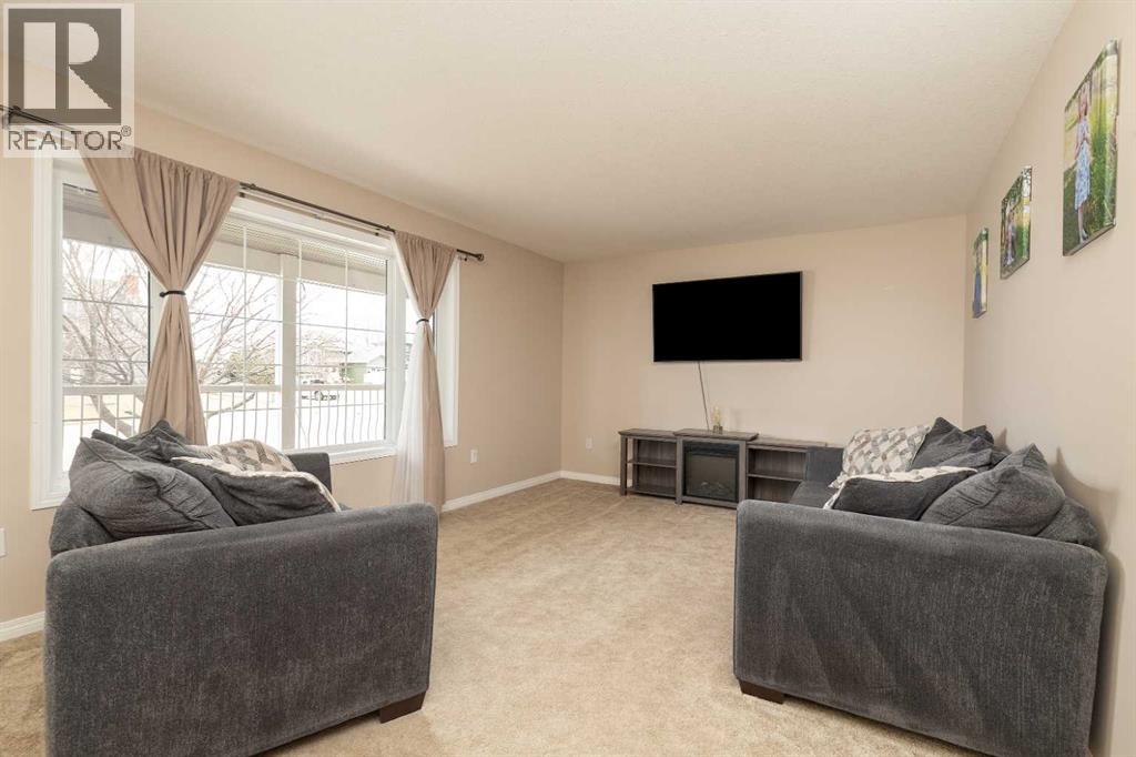 910 Centennial Avenue, Nobleford, Alberta  T0L 1S0 - Photo 7 - A2302180