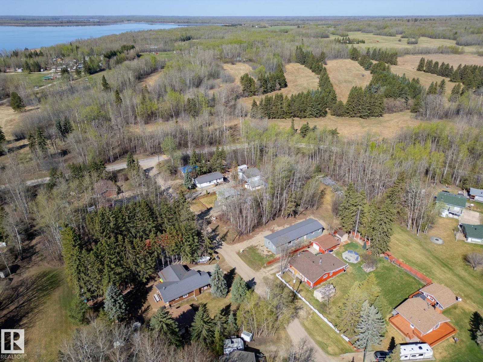 304 3rd Street, Rural Lac Ste. Anne County, Alberta  T0E 0A0 - Photo 12 - E4482813