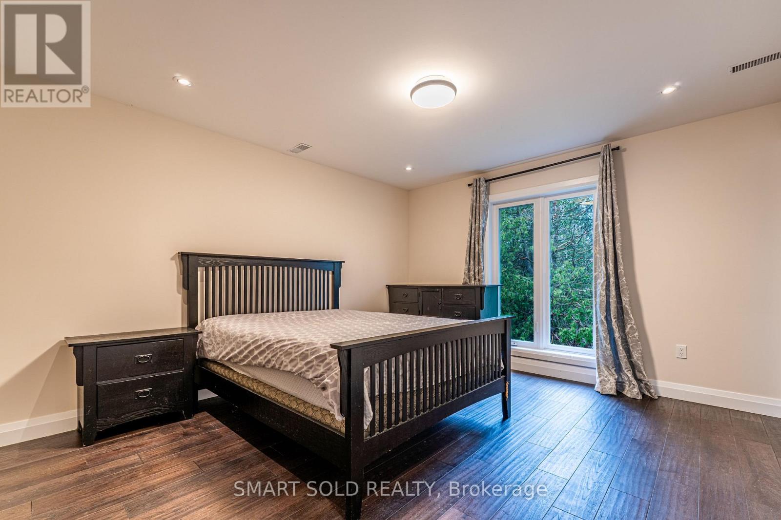 Upper - 16 Enfield Avenue, Toronto, Ontario  M8W 1T8 - Photo 20 - W13012046