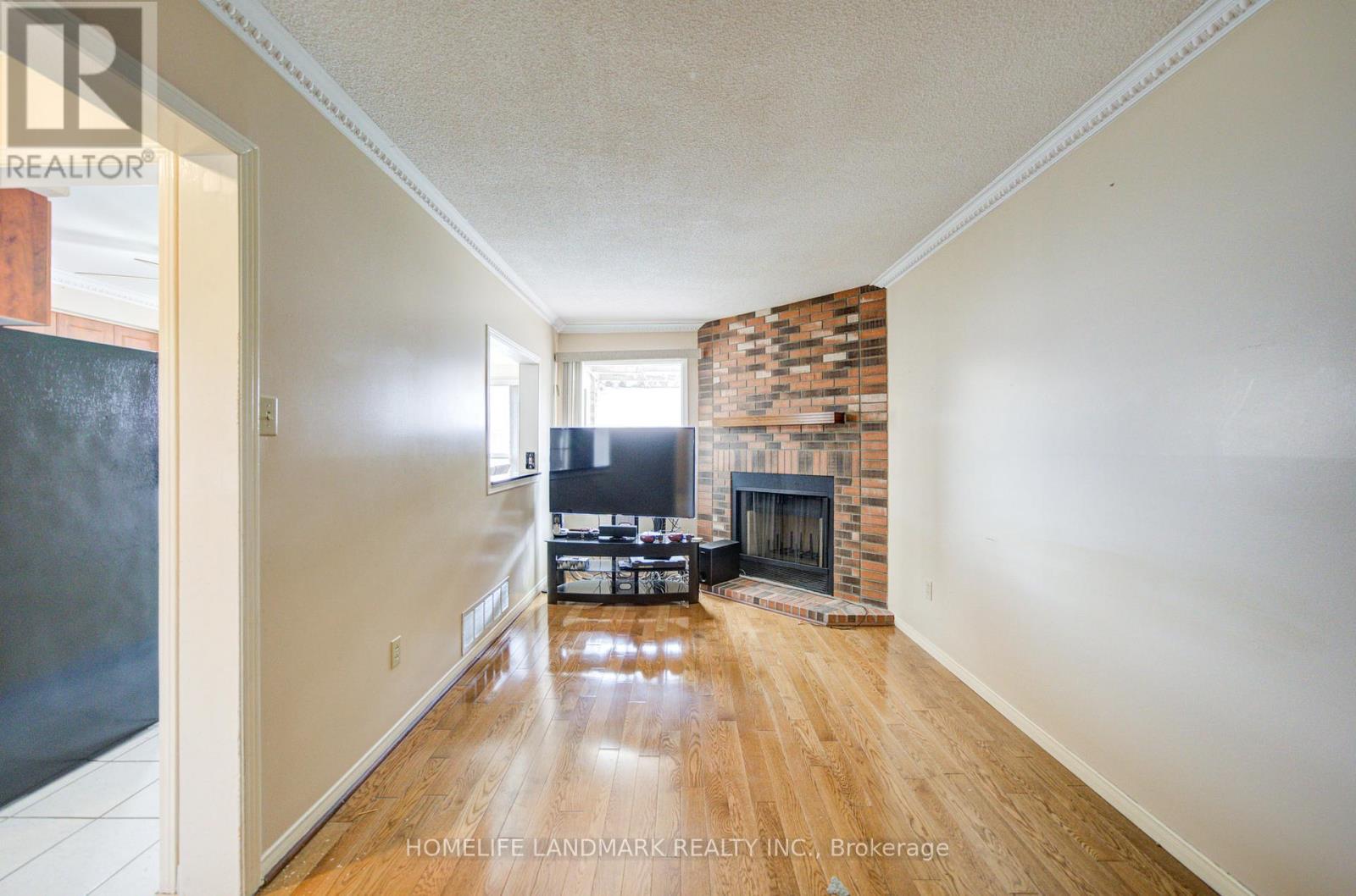 9 Duggan Drive, Brampton, Ontario  L6Y 4K8 - Photo 13 - W13012062