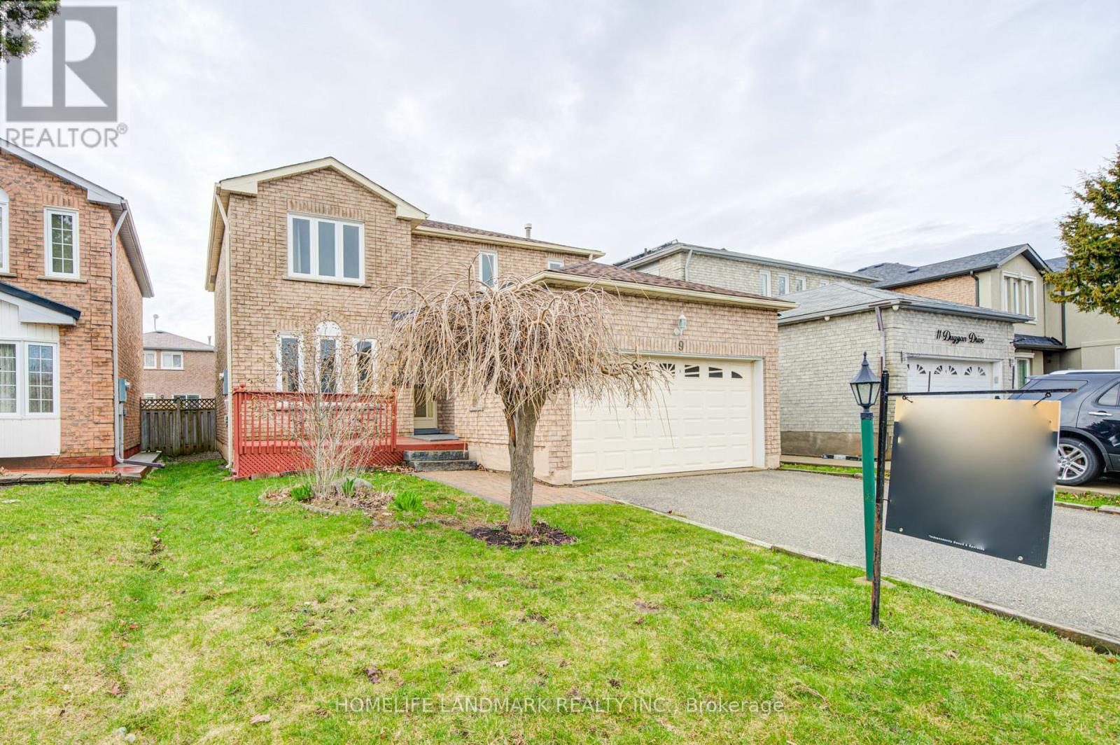 9 Duggan Drive, Brampton, Ontario  L6Y 4K8 - Photo 2 - W13012062