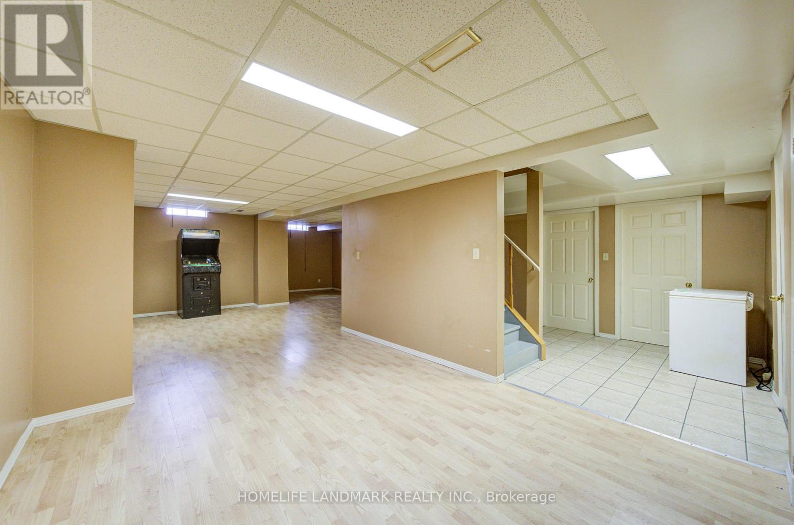 9 Duggan Drive, Brampton, Ontario  L6Y 4K8 - Photo 24 - W13012062