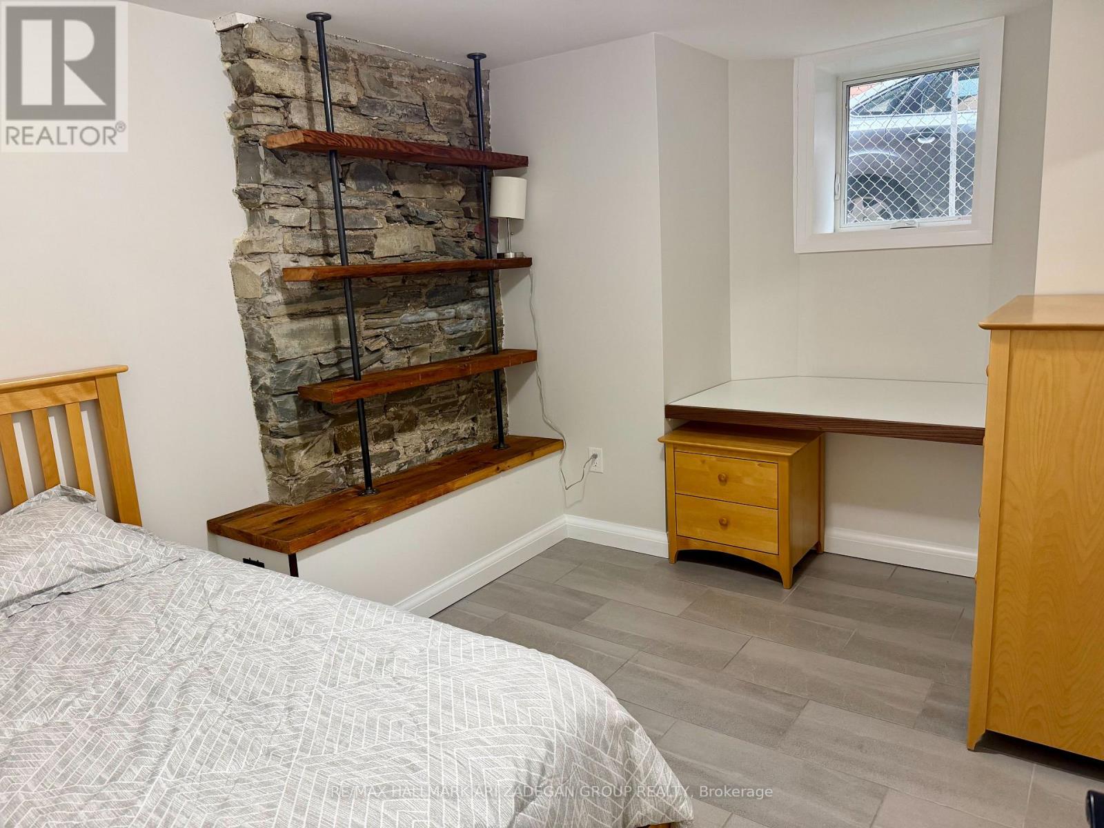 Lower - 153 Queens Drive, Toronto, Ontario  M9N 2H5 - Photo 10 - W13012074