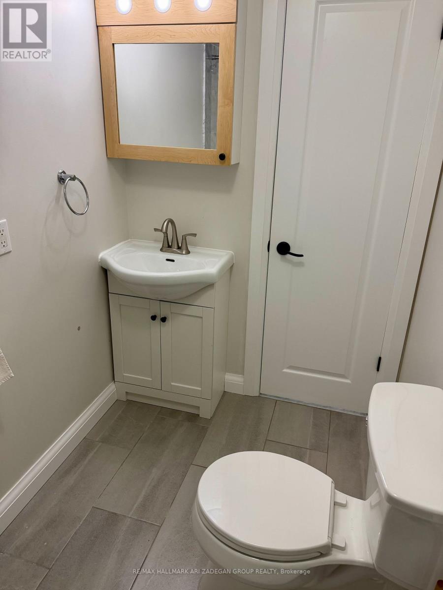 Lower - 153 Queens Drive, Toronto, Ontario  M9N 2H5 - Photo 7 - W13012074