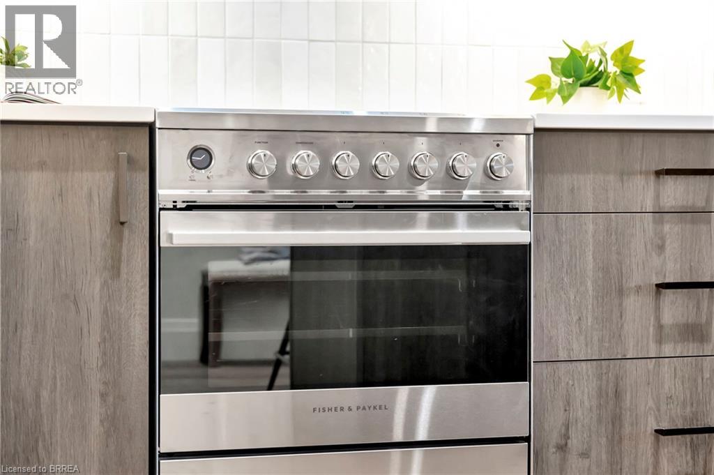 7 Grand River Street N Unit# 201, Paris, Ontario  N3L 2L9 - Photo 11 - 40821699