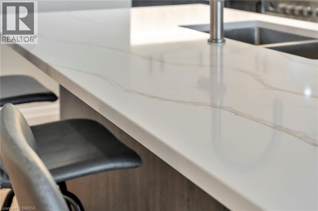 7 Grand River Street N Unit# 201, Paris, Ontario  N3L 2L9 - Photo 12 - 40821699