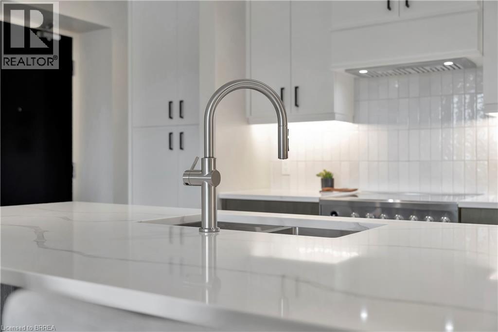 7 Grand River Street N Unit# 204, Paris, Ontario  N3L 2L9 - Photo 12 - 40821474