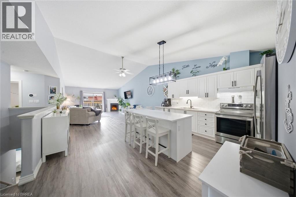 385 Park Road N Unit# 10, Brantford, Ontario  N3R 0A1 - Photo 4 - 40818946