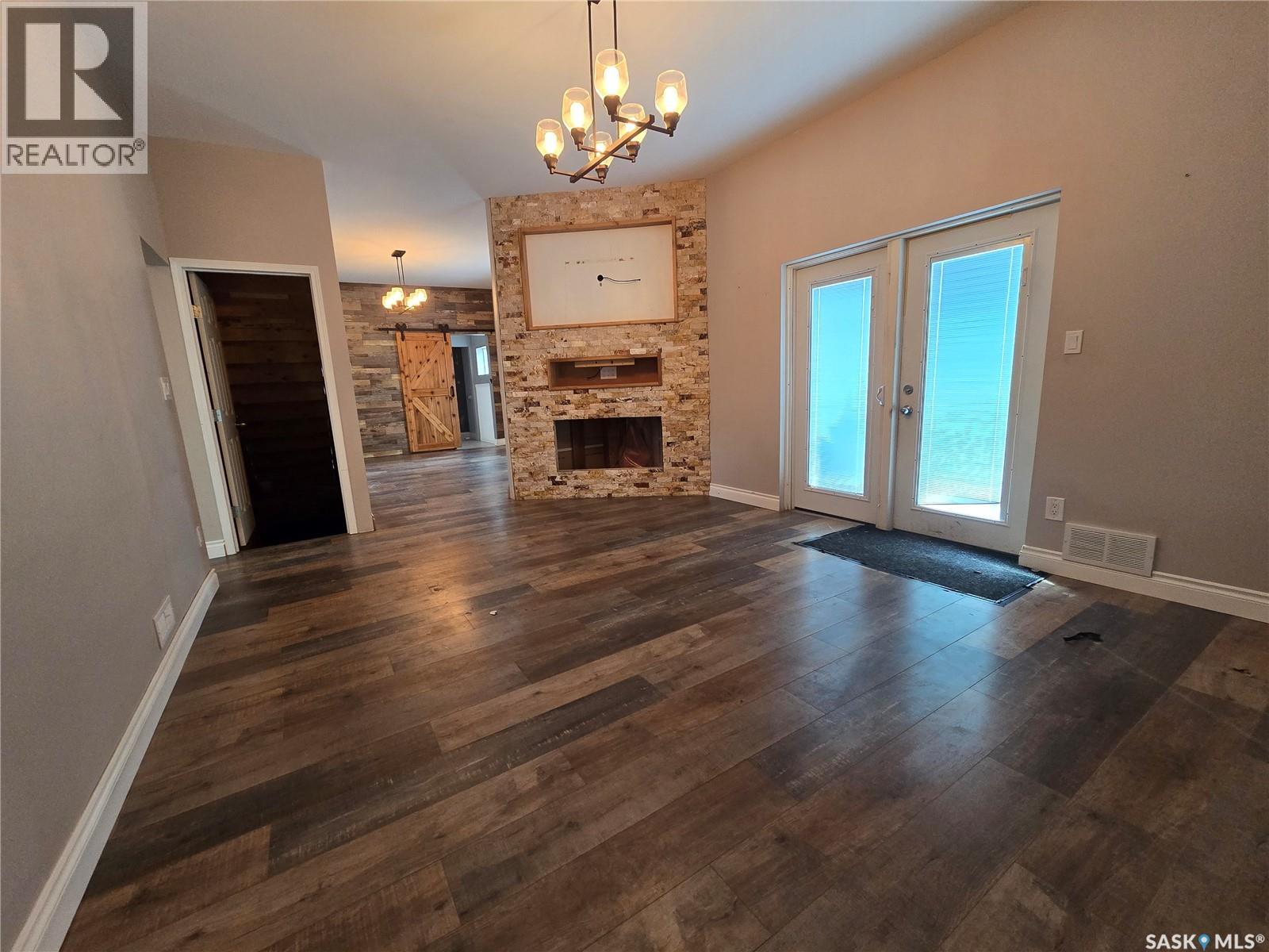 523 King Street, Weyburn, Saskatchewan  S4H 0P8 - Photo 12 - SK033230