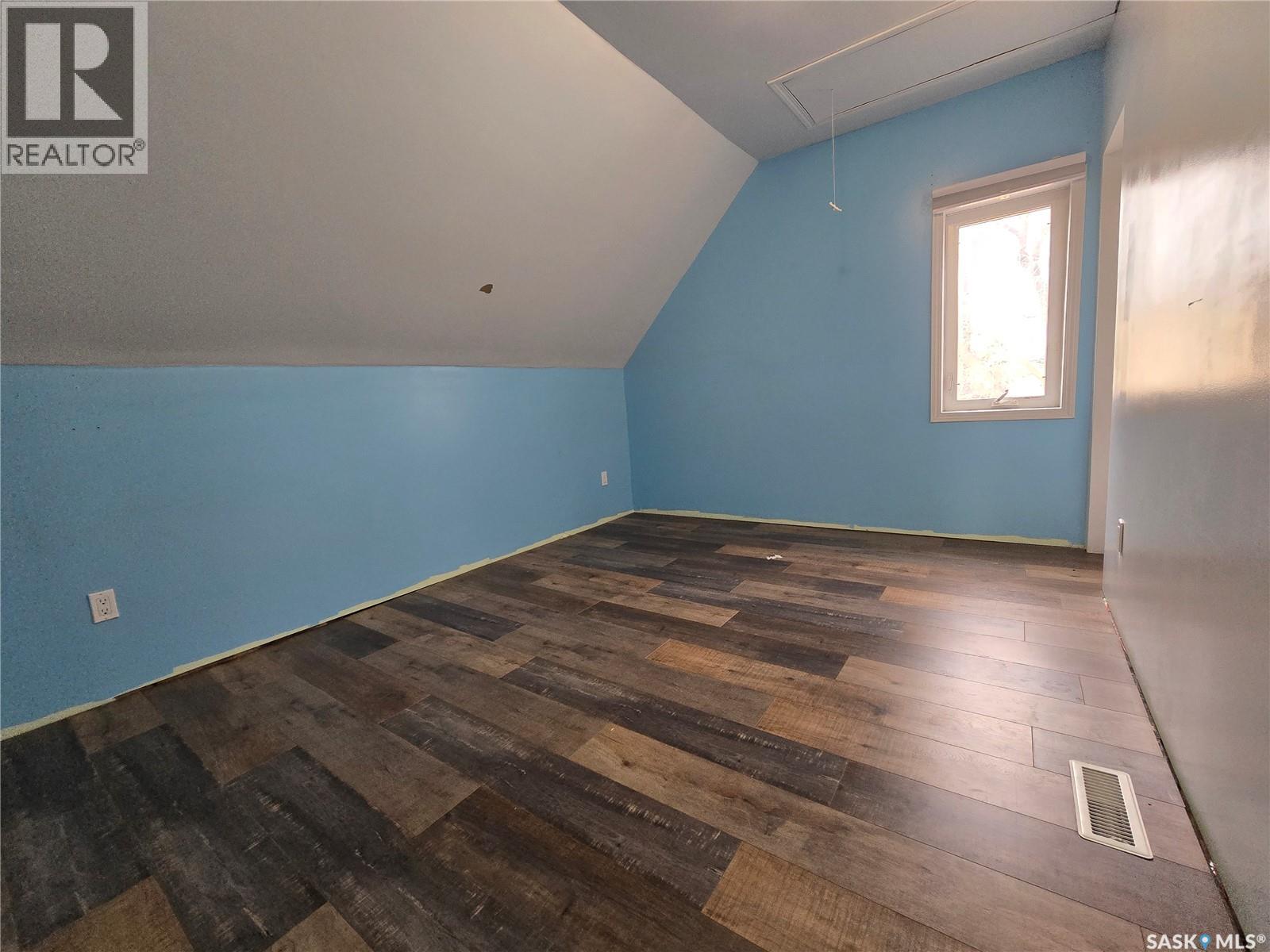 523 King Street, Weyburn, Saskatchewan  S4H 0P8 - Photo 17 - SK033230