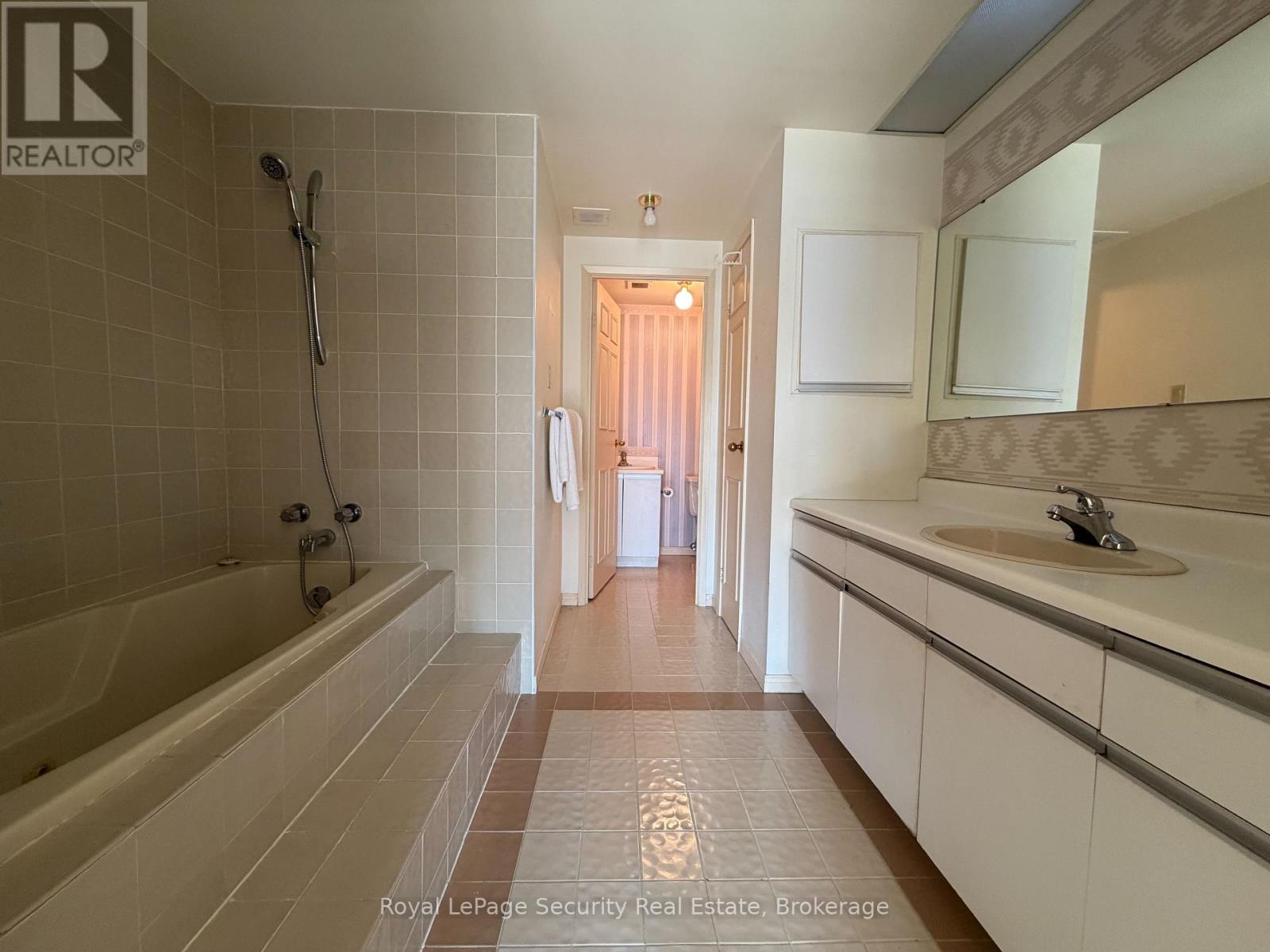 10 - 20 Glebe Road W, Toronto, Ontario  M5P 1C9 - Photo 27 - C12742764