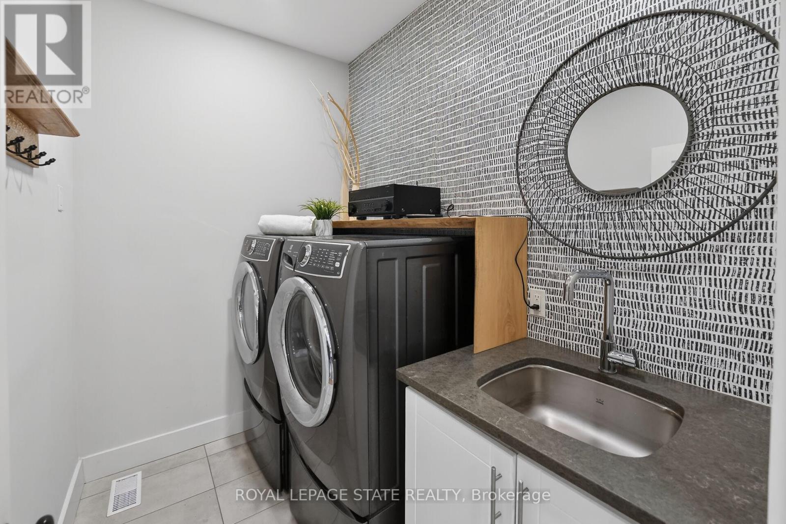 49 Hickory Court, Port Colborne, Ontario  L3K 0B2 - Photo 16 - X13012050