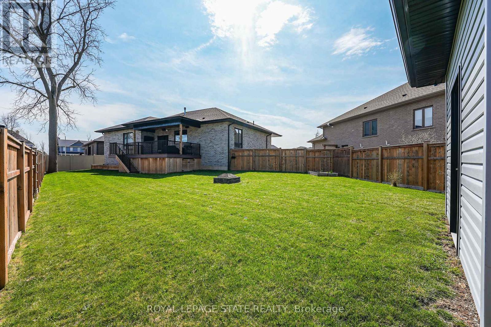 49 Hickory Court, Port Colborne, Ontario  L3K 0B2 - Photo 31 - X13012050