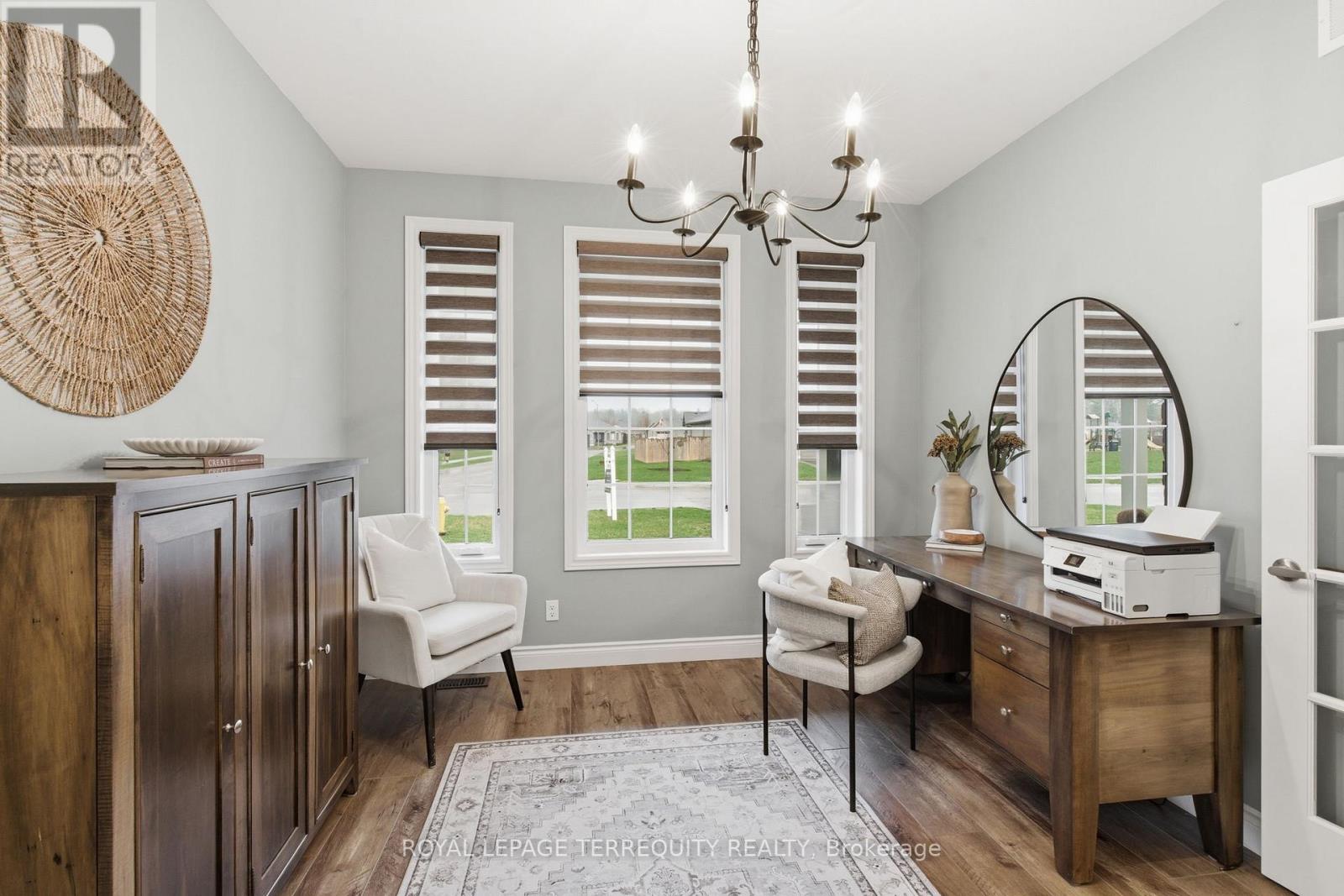 32 Birchmount Street, Quinte West, Ontario  K8V 0C6 - Photo 6 - X13012102