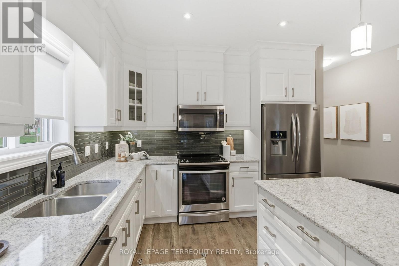 32 Birchmount Street, Quinte West, Ontario  K8V 0C6 - Photo 9 - X13012102