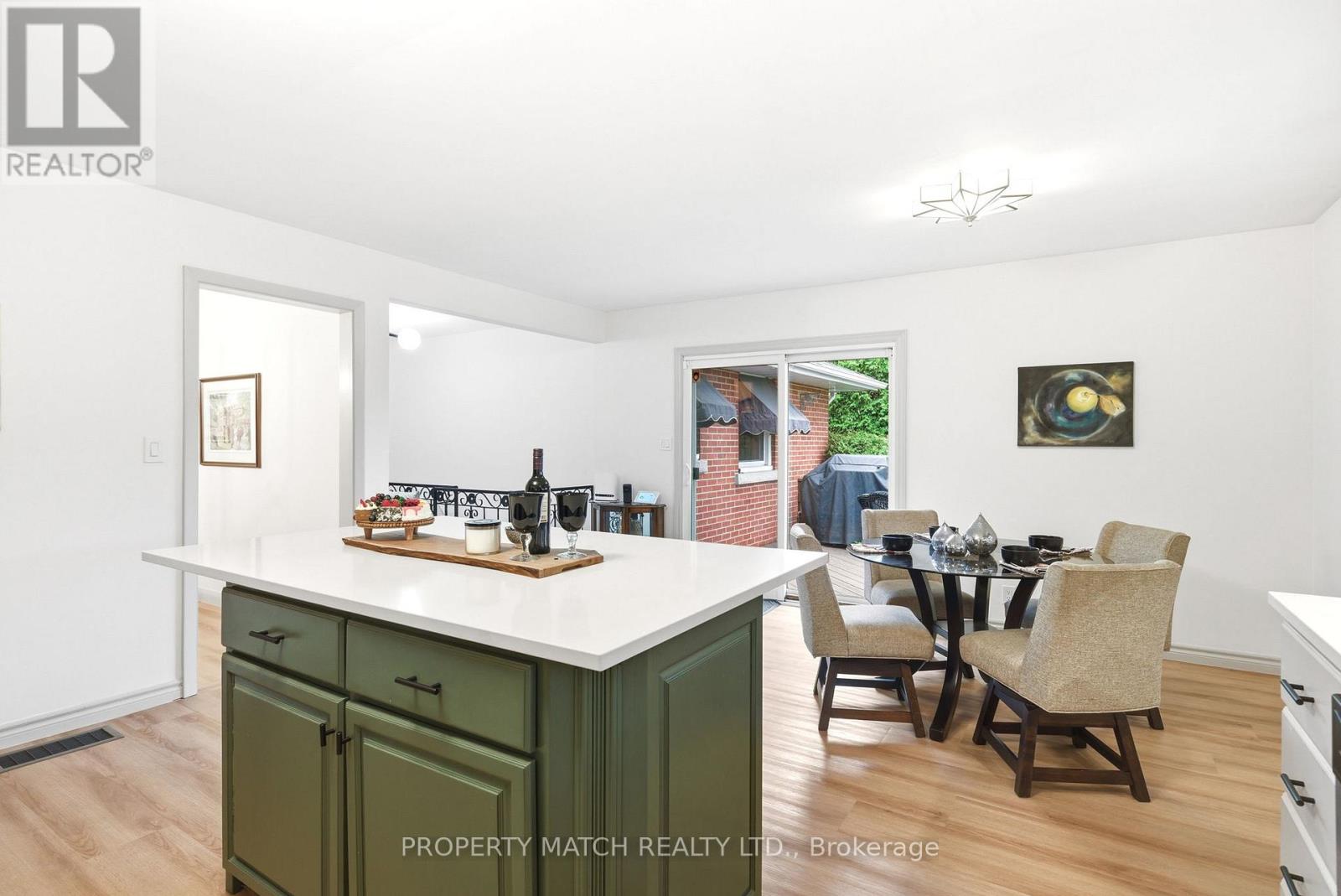 962 Mohawk Street, Oshawa, Ontario  L1G 3B2 - Photo 13 - E12913058