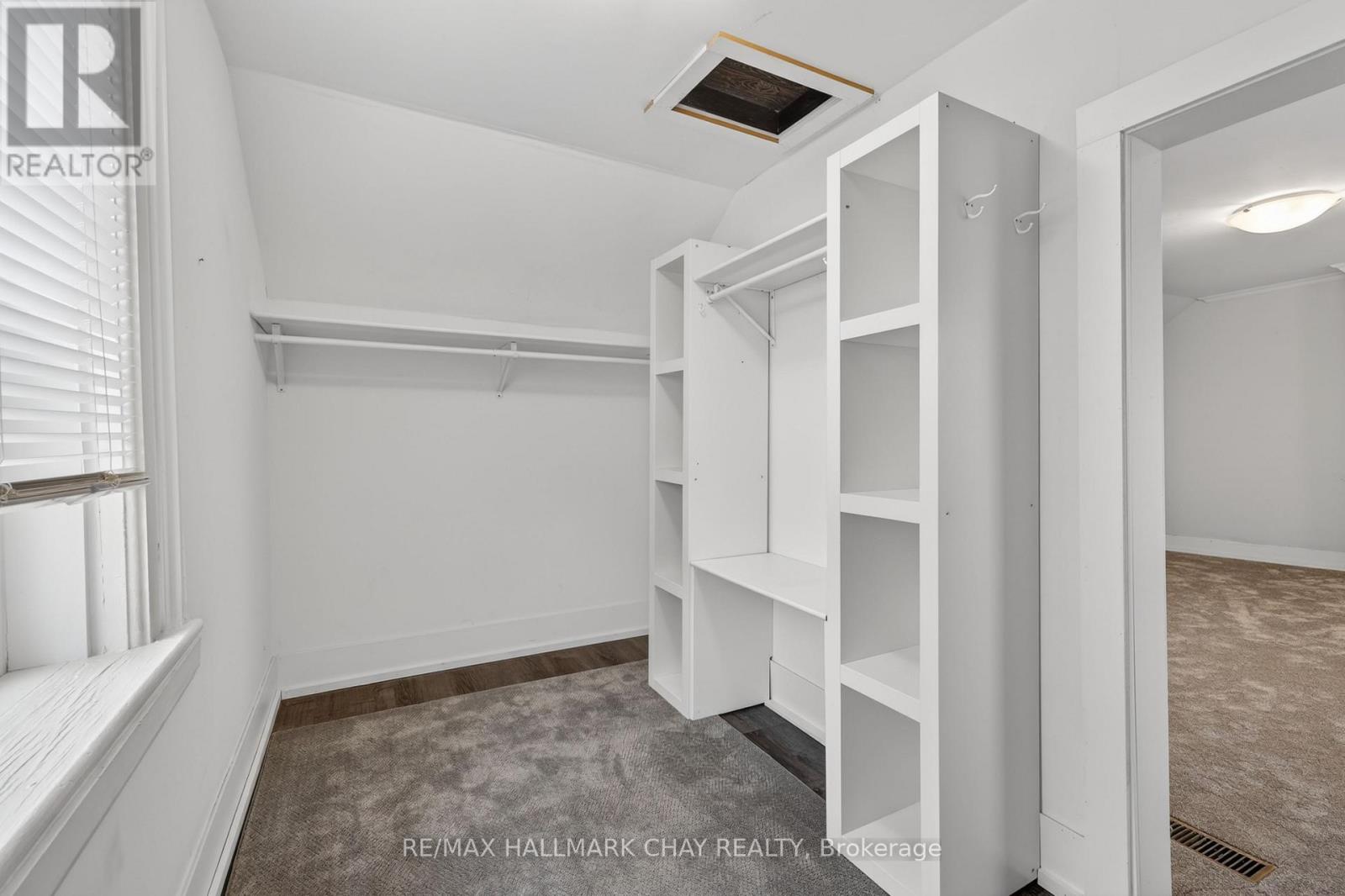 Upper Unit - 90 Church Street, Bradford West Gwillimbury (Bradford), Ontario  L3Z 1P9 - Photo 6 - N13011970