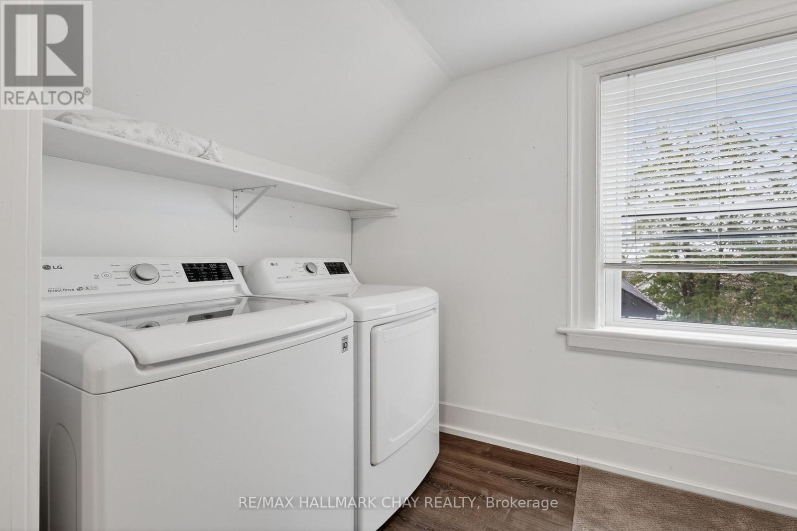 Upper Unit - 90 Church Street, Bradford West Gwillimbury (Bradford), Ontario  L3Z 1P9 - Photo 7 - N13011970