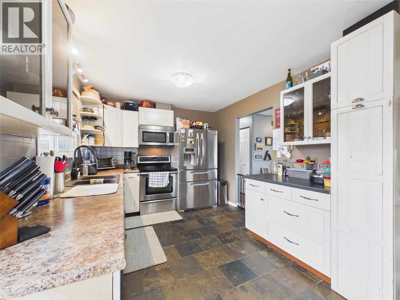 2320 5th Street S, Cranbrook, British Columbia  V1C 4Z7 - Photo 11 - 10383887