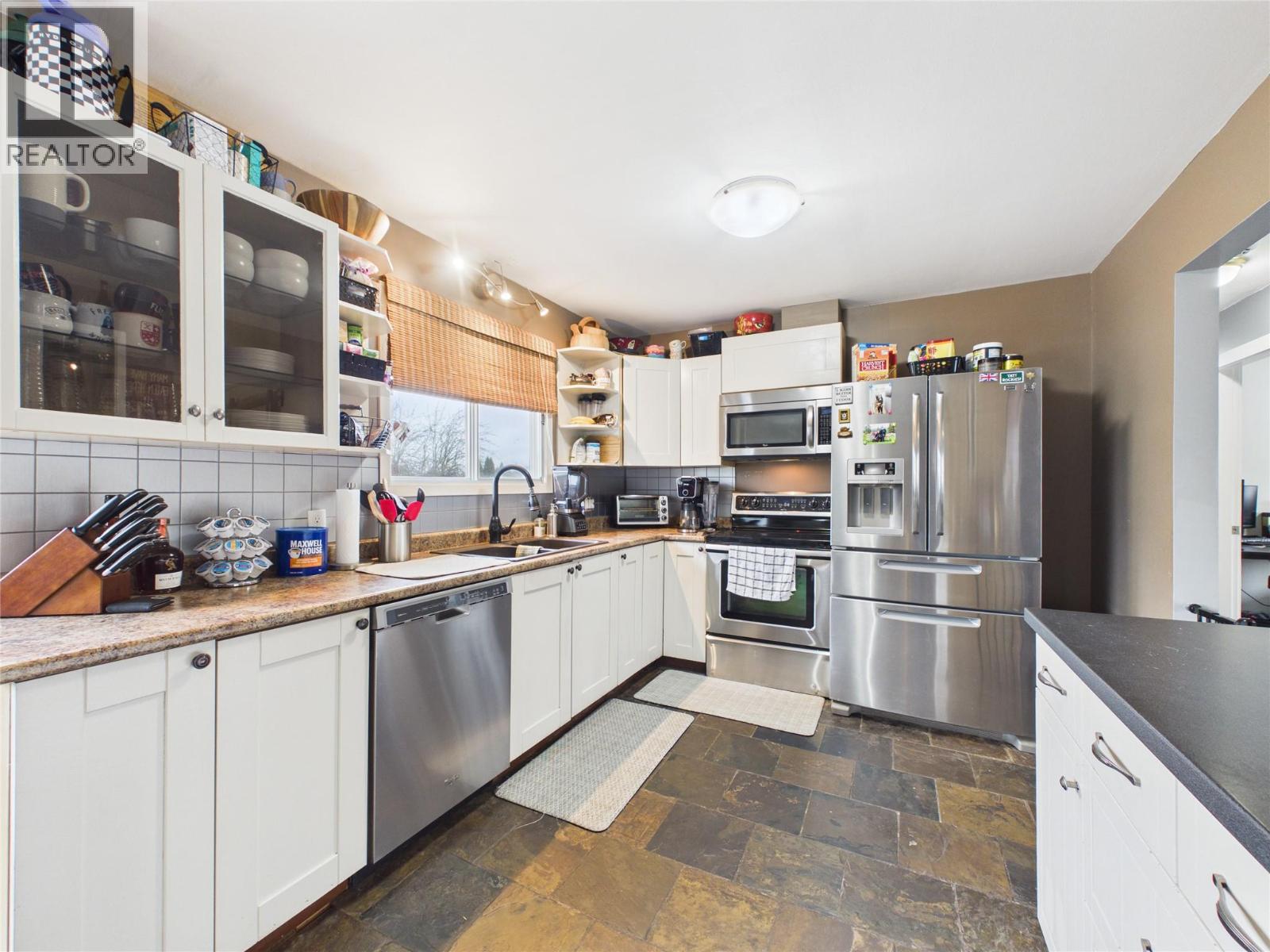 2320 5th Street S, Cranbrook, British Columbia  V1C 4Z7 - Photo 12 - 10383887