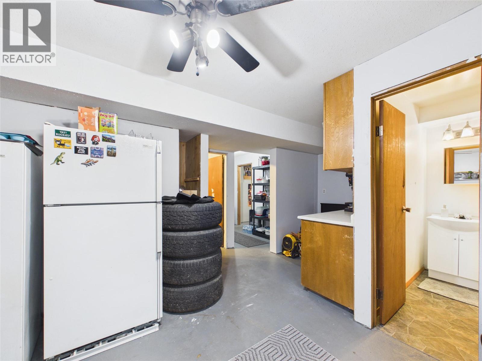 2320 5th Street S, Cranbrook, British Columbia  V1C 4Z7 - Photo 23 - 10383887