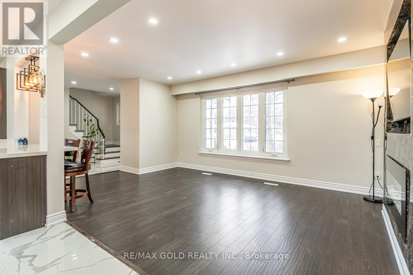 1 Elrose Road, Brampton, Ontario  L6T 2C2 - Photo 11 - W13011270