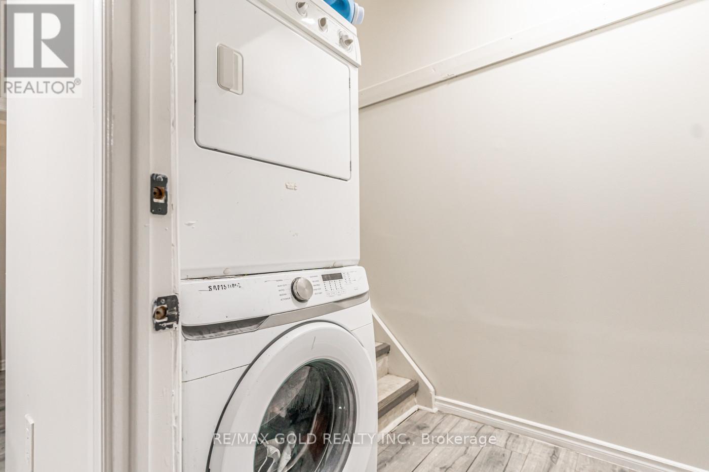 1 Elrose Road, Brampton, Ontario  L6T 2C2 - Photo 35 - W13011270