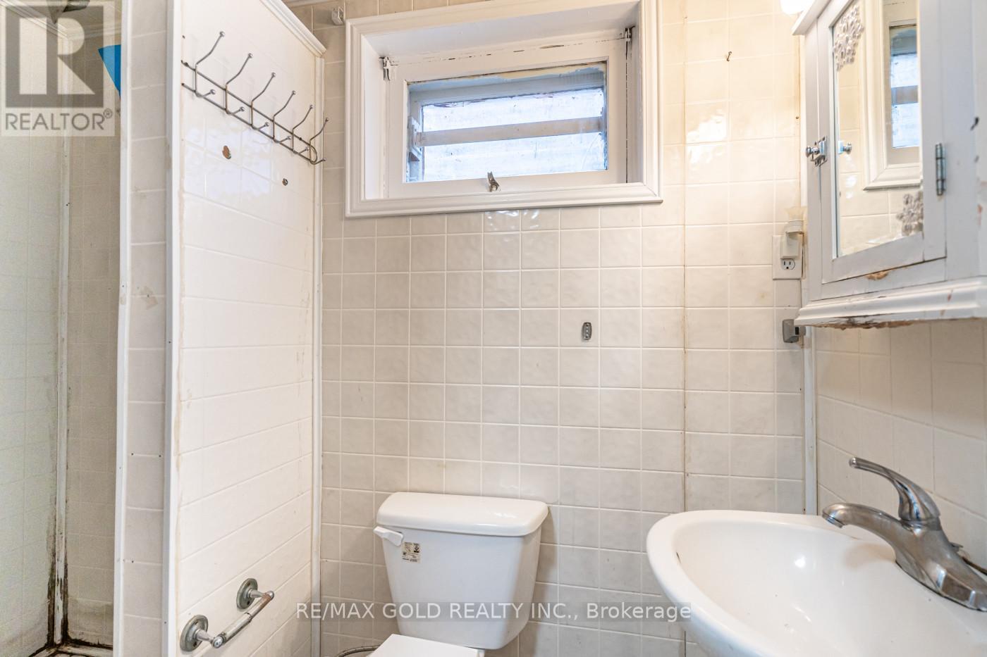 1 Elrose Road, Brampton, Ontario  L6T 2C2 - Photo 41 - W13011270