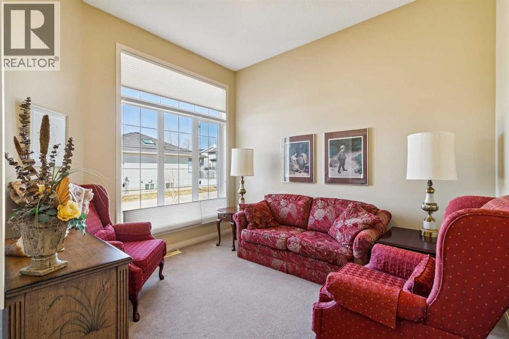 19 Wentworth Gardens SW, Calgary, Alberta  T3H 4L7 - Photo 12 - A2302321