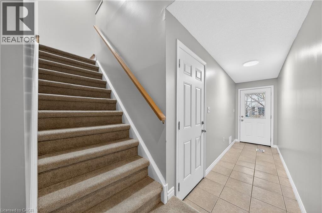 155 Highland Crescent Unit# D18, Kitchener, Ontario  N2M 0A1 - Photo 5 - 40817330
