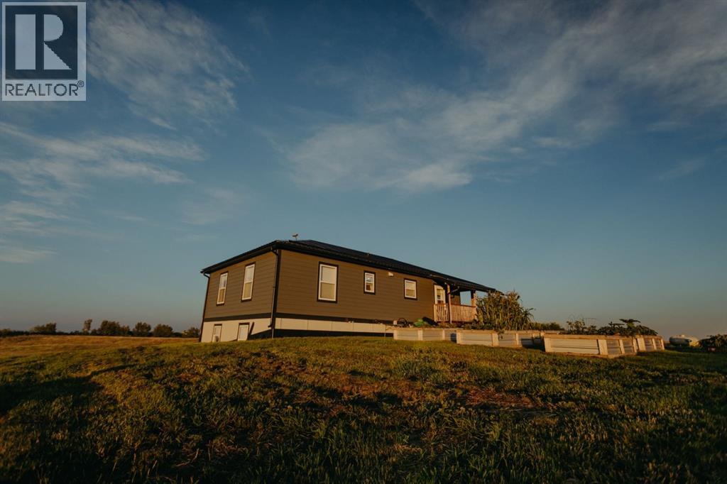 30480 #16 Range Road 12, Rural Mountain View County, Alberta  T0M 0N0 - Photo 12 - A2296647