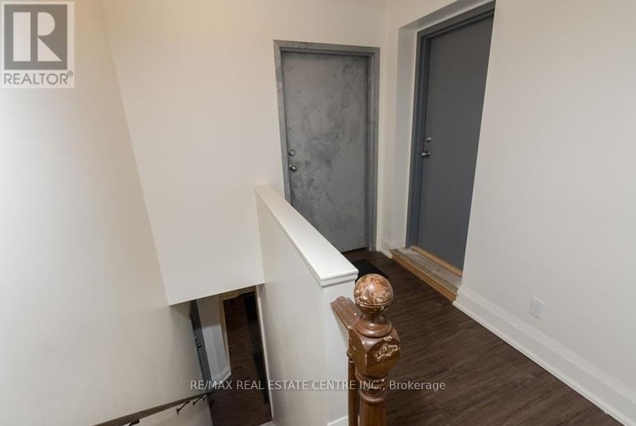 14 Young Street W, Waterloo, Ontario  N2L 2Y8 - Photo 10 - X12676082