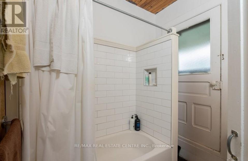 14 Young Street W, Waterloo, Ontario  N2L 2Y8 - Photo 22 - X12676082